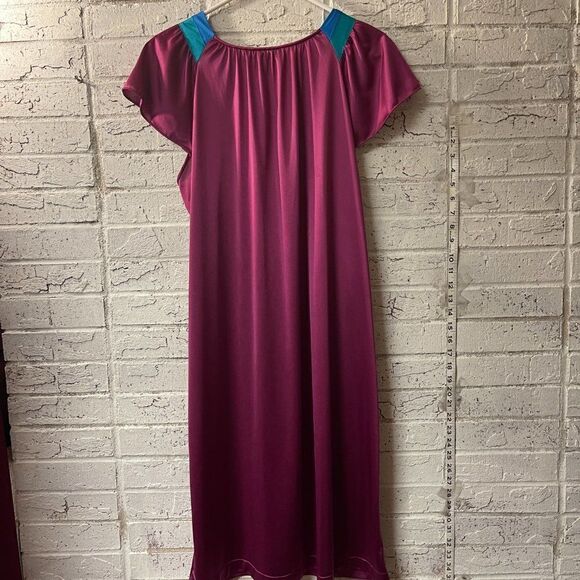 Vanity Fair Vintage nightgown robe nightgown 2pc Set 70s Large - Picture 5 of 11